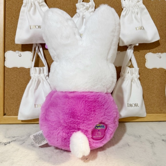 Dior White Drawstring Dustbag with Mystery Color Egg - Picture 6 of 9